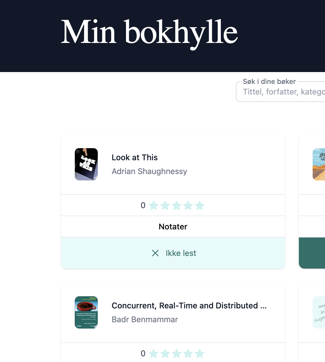 Bilde av bøker i bokhyllen